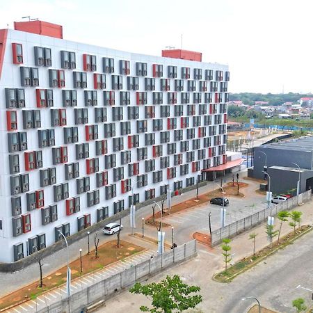 Warm Studio Apartment Makassar Exterior foto